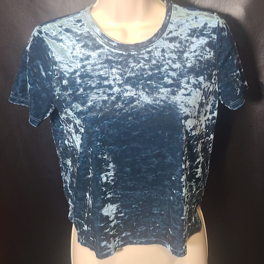 Arizona jeans seafoam teal green velvet baby doll t-shirt size small